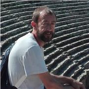 Laureato in Scienze Politiche - Indirizzo Internazionale - (Vecchio Ordinamento)